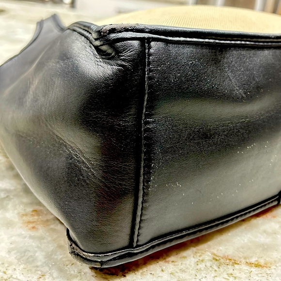 Stella McCartney Authentic Vegan Perforated Logo Tote Bag - Picture 6 of 13